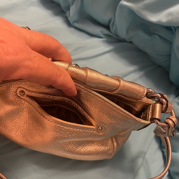 B. Makowsky gold, mini bag wedding convertibleCrossbody & wrist, lots of pockets - Picture 10 of 10